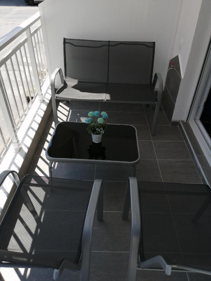 Apartamento Totani Lux Peraía Exterior foto