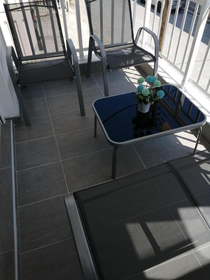 Apartamento Totani Lux Peraía Exterior foto